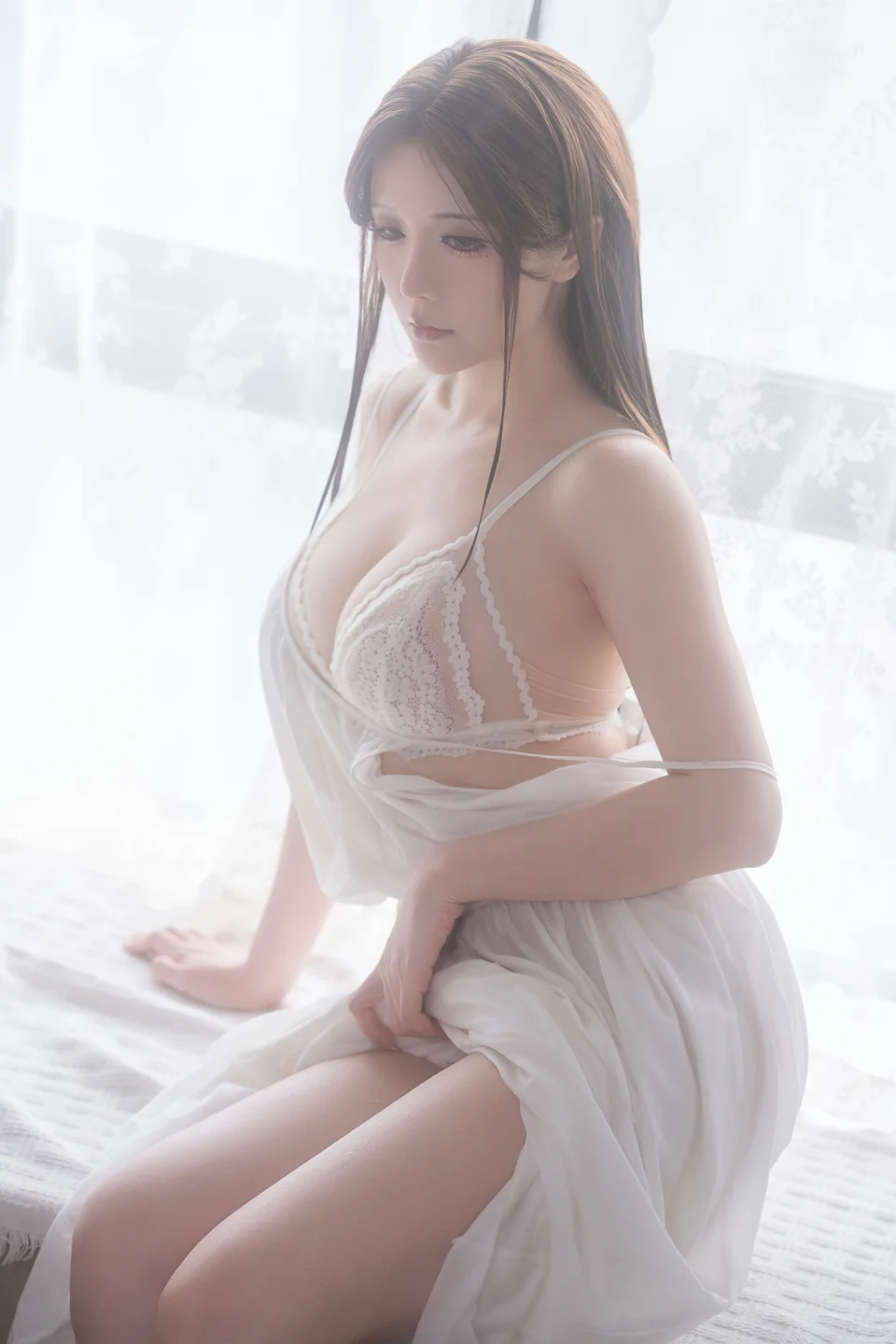 星之迟迟_25年5月计划G_雨天的奇妙偶遇_100P,1V_3_4GBp01 tg@simisebaisi 【丝足阁】026.webp